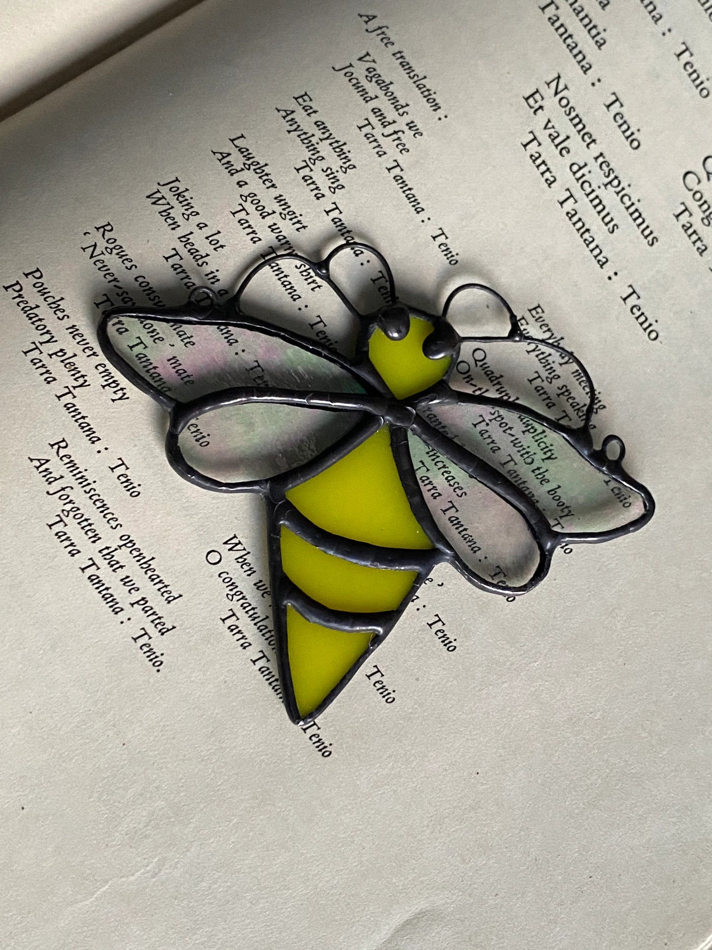 Little Honeybee - Stained Glass Suncatcher